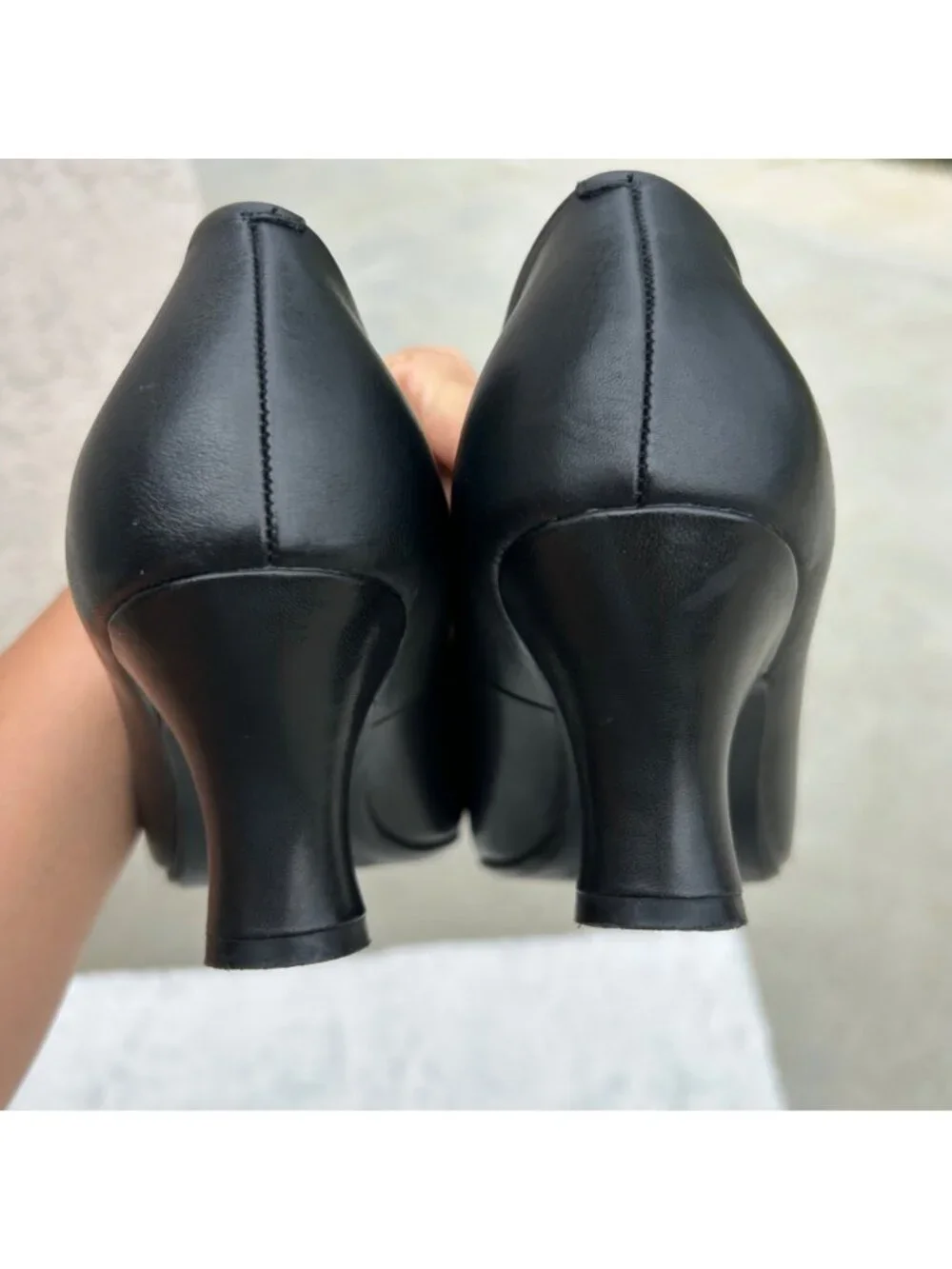 hotter classic black